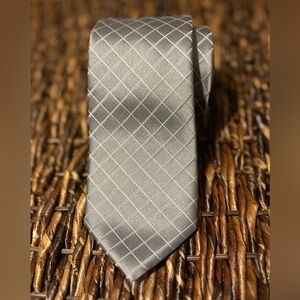 Men’s Michael Kors Silver Tie